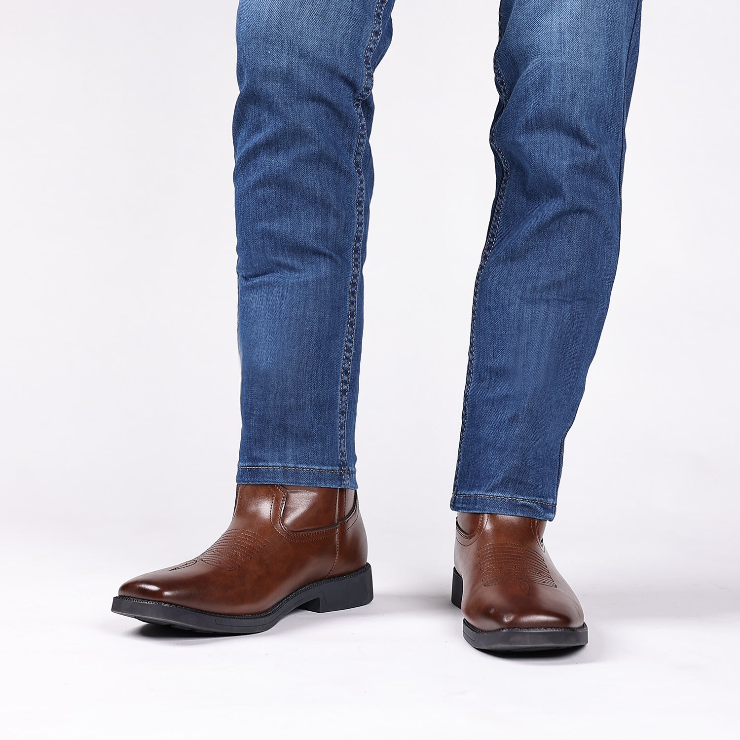High Embroidered Retro Wide Head Cowboy Boot
